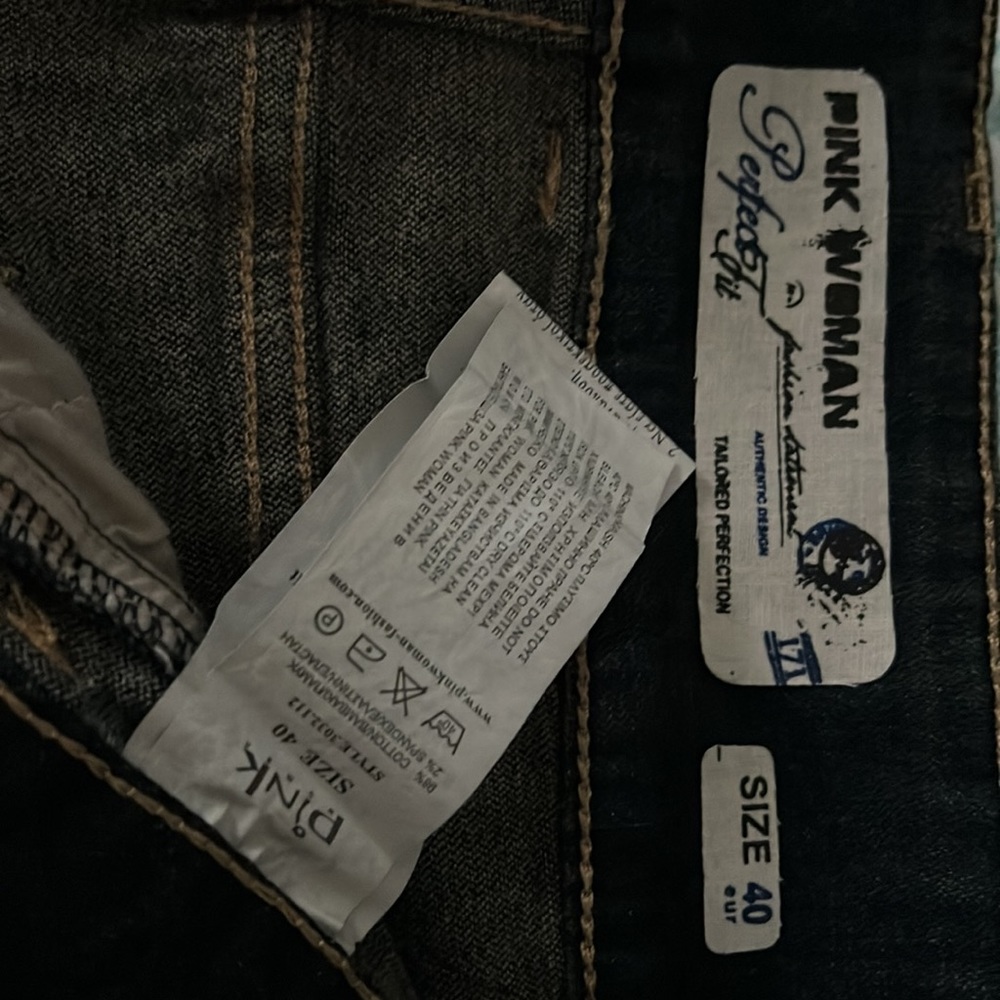 Jeans - Picture 3 of 3